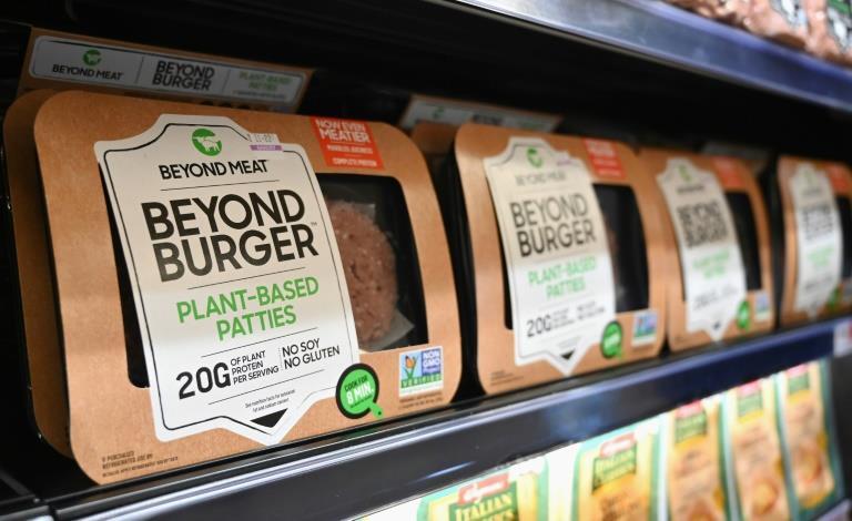 KSU Research Shows Consumers Overwhelmingly Prefer Beef Burgers Over Plant-Based Alternatives