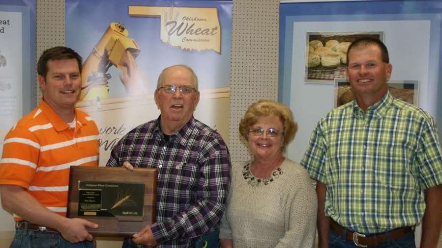 Tom Glazier Receives Oklahoma Wheat Commissions Staff of Life Award