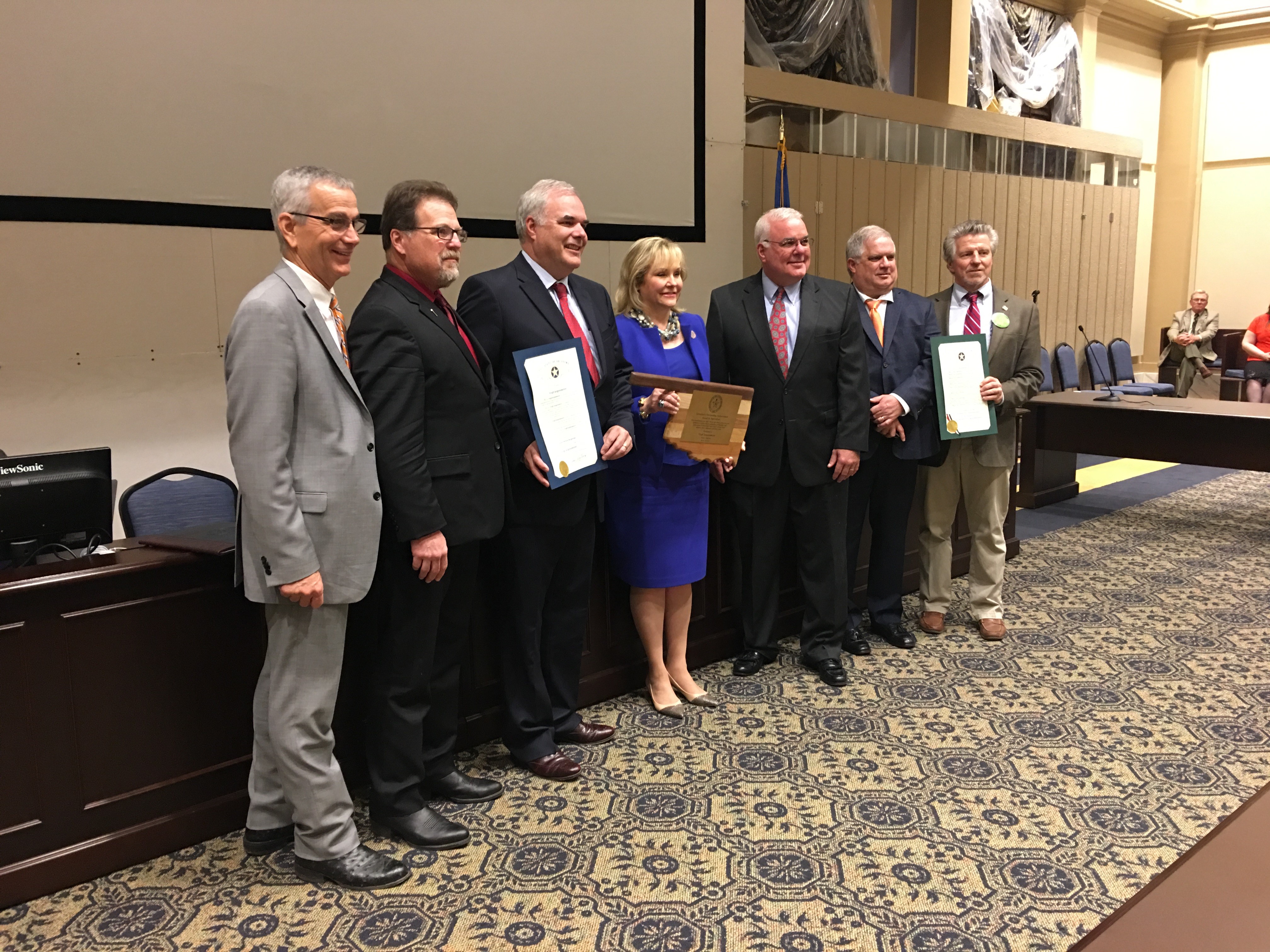 Governor Mary Fallin Honors Outstanding Oklahomans for Their Service to the Agriculture Industry