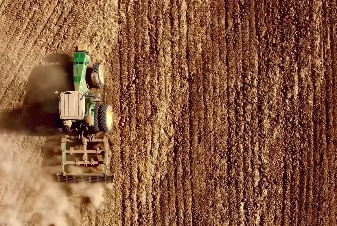 New Legislation Aims to Allow Producers the 'Right to Repair' Their Own equipment