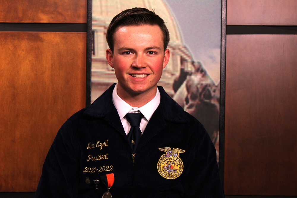 Introducing Nathan Ezell of the Jenks FFA Chapter, Your 2022 Northeast Area Star in Agribusiness