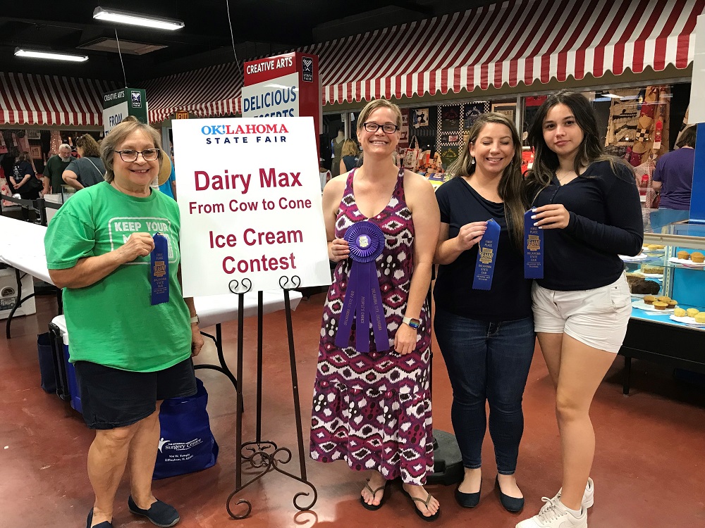 Jennifer Litchfield Claims People's Choice Grand Prize in 2022 Dairy MAX State Fair Ice Cream Contest