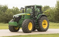 John Deere updates 7R Tractor Steering Offerings