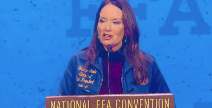 USDA Secretary Rollins to Meet Mexican President Monday to Talk Screwworms and Feeder Cattle