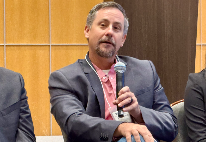 Brian Arnall speaking