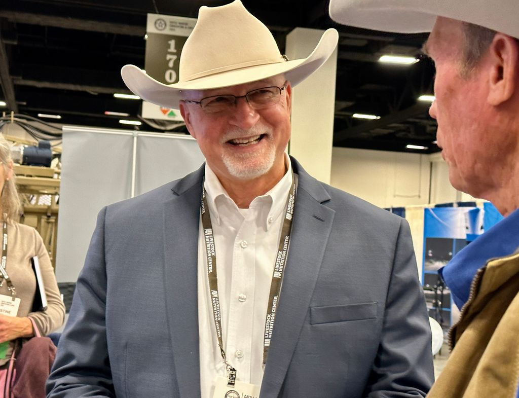 Huge Aljoe With Noble Digs Into Adaptive Grazing for Progressive Ranchers