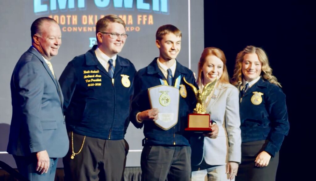 Zach Allen of Guthrie FFA